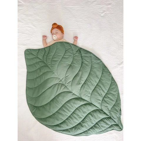 Cotton Leaf-Shaped Baby Play Mat – Soft, Safe, and Stylish for Crawling Teeny Pandas