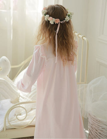 Lolita Princess Sleepshirt – Vintage Turndown Collar Nightgown for Girls
