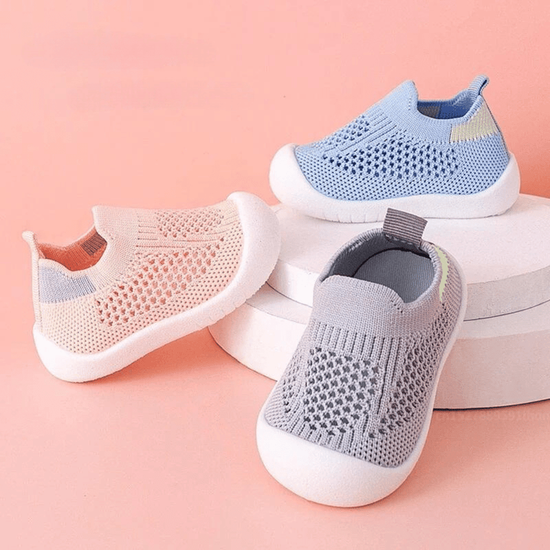 Breatheable Kids Shoes - With Solid and Non-Slip Sole! Teeny Pandas