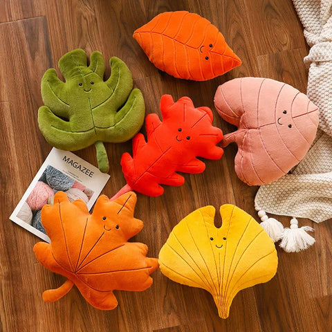 Creative Simulation Leaves Plush Hug Pillow – Cartoon Maple Leaf Plushies