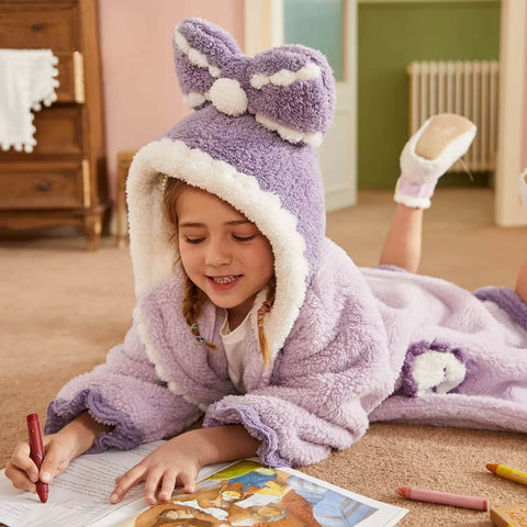 Hooded Kids Bathrobe for Girls – Winter Flannel Princess Nightgown