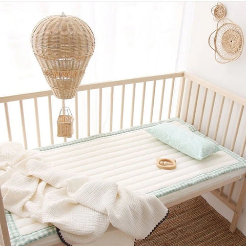Rattan Hot Air Balloon Wall Décor - Elegant Room Decoration! Teeny Pandas