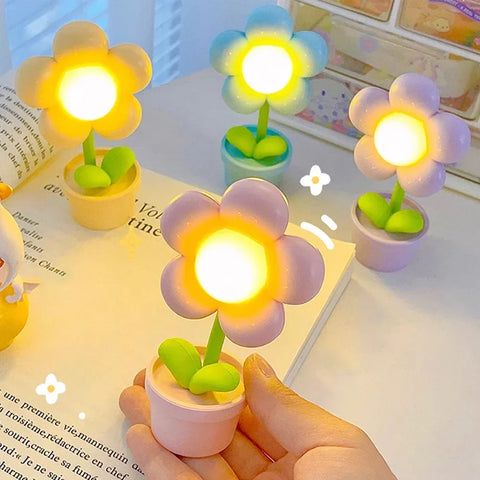 Mini LED Flower Night Light – Cute Small Table Lamp for Room!