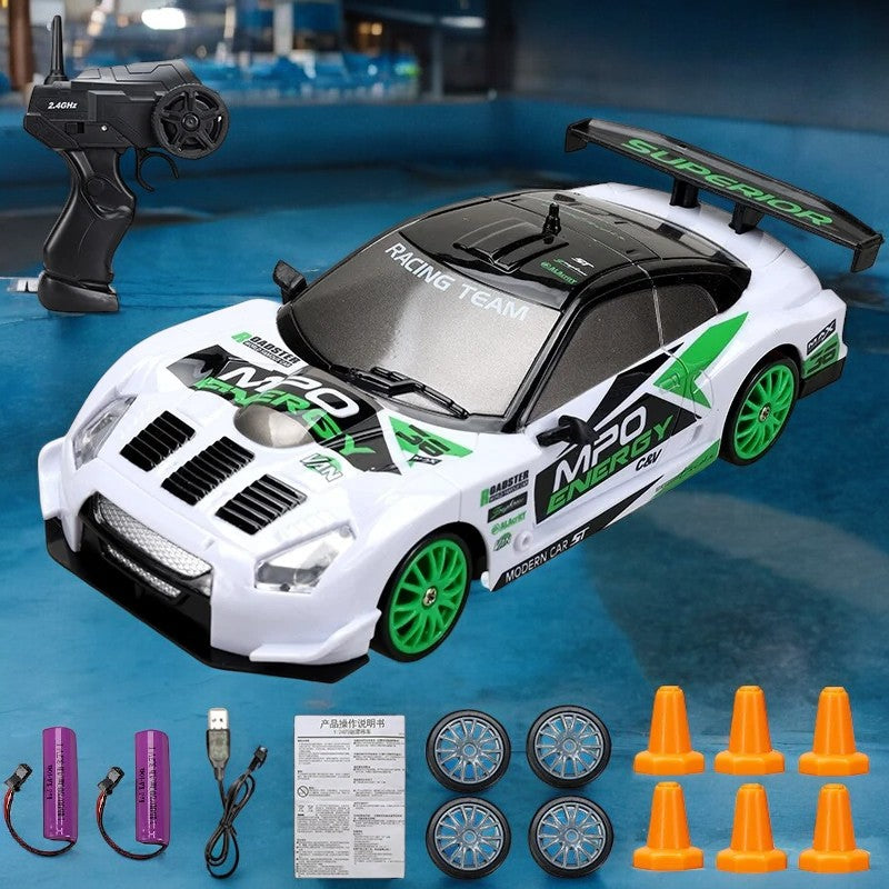 Kids Drift Racing Car with LED Lights 1/24 - 360° Spins & Drifts Teeny Pandas