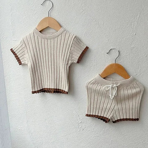 Summer Autumn Baby Girls Knitted Clothing Set – Short Sleeved Pullover Tops + Shorts