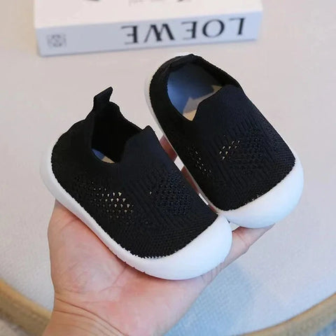Winter Black Low Sock Shoes – Soft, Warm & Non-Slip Teeny Pandas