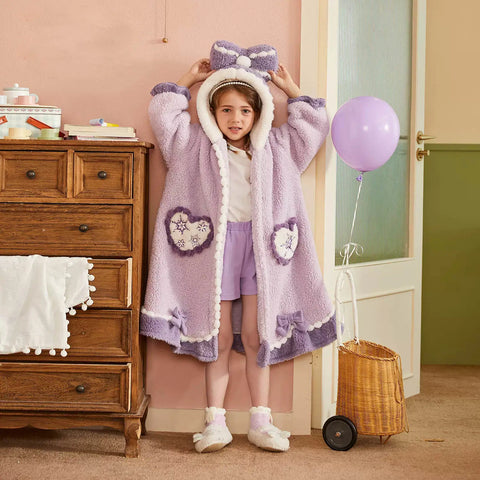 Hooded Kids Bathrobe for Girls – Winter Flannel Princess Nightgown