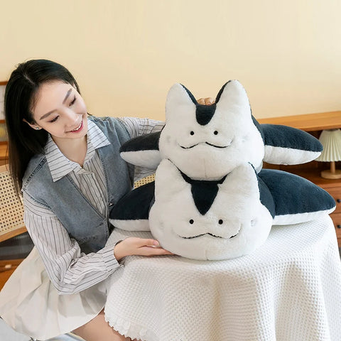 Manta Cat Plush Toy - Soft Stuffed Animal