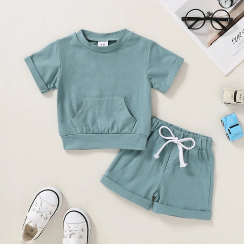 2-Piece Outfit Set for Boys – Solid Color Pocket T-Shirt & Elastic Shorts for Summer